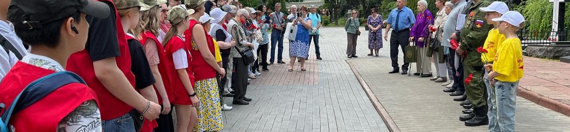 Мемориальная городская акция на Новодевичьем кладбище.
