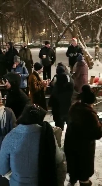 Встреча Нового  года во дворе дома по адресу: 3-я Фрунзенская дом 9