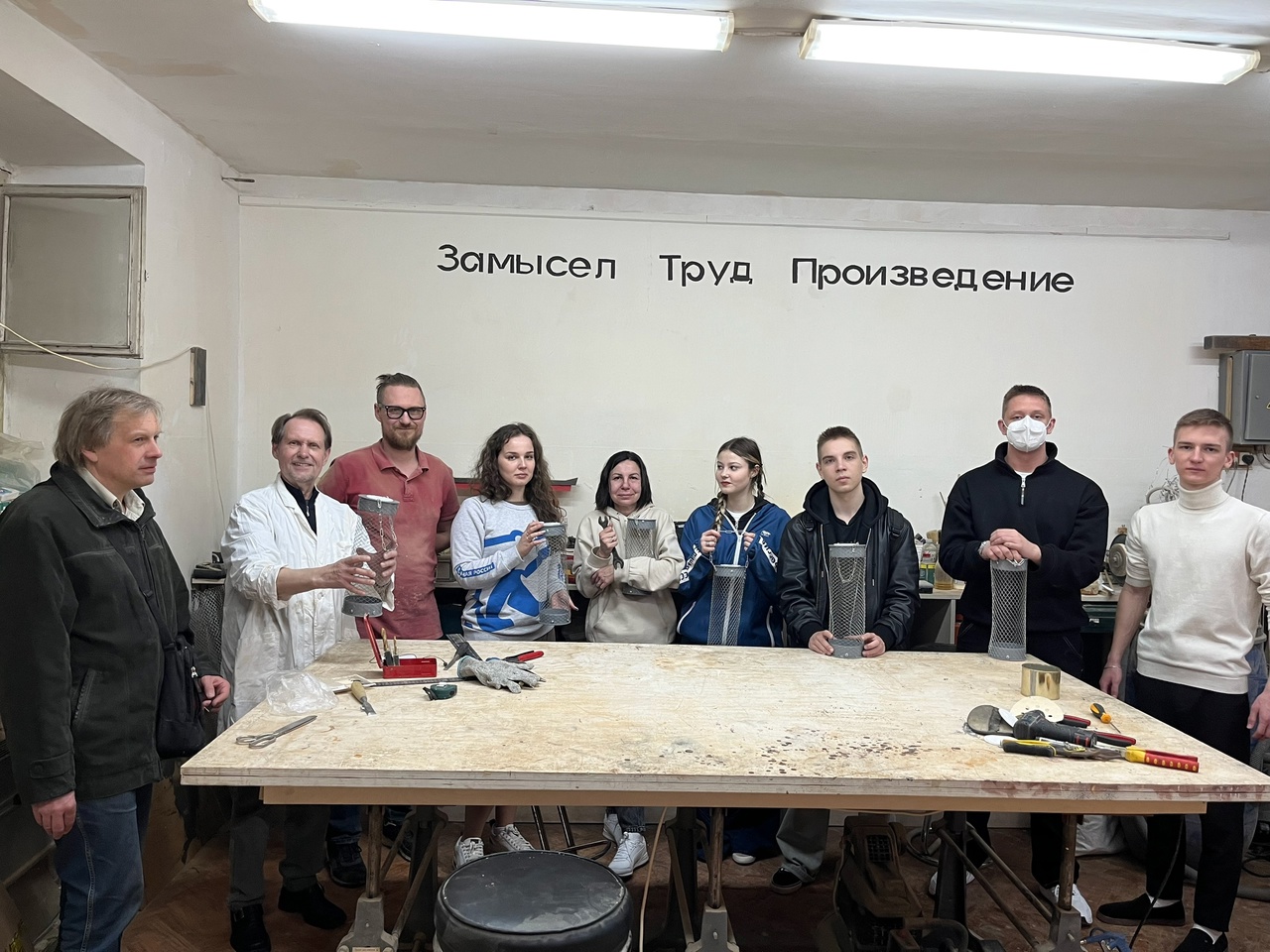 кормушки для птиц мастера Влада Воложаева