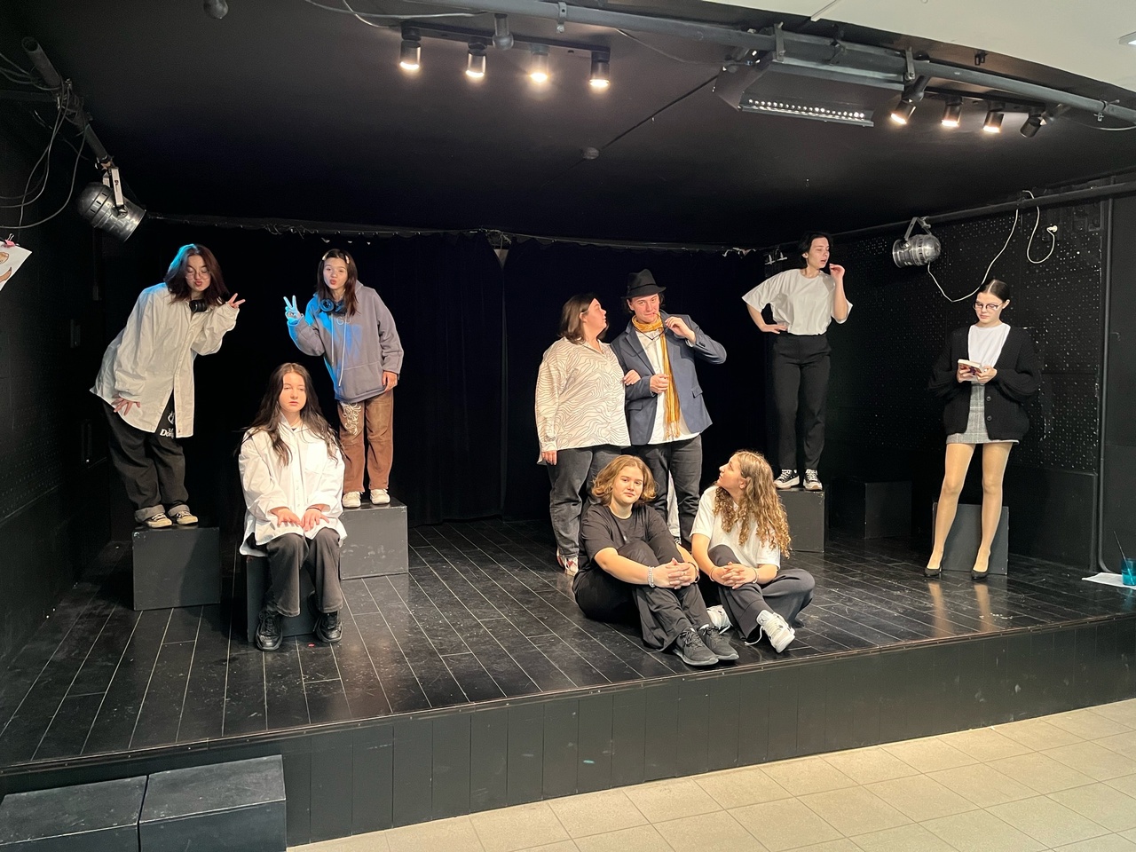 Репетиция спектакля «Доклад о медузах».