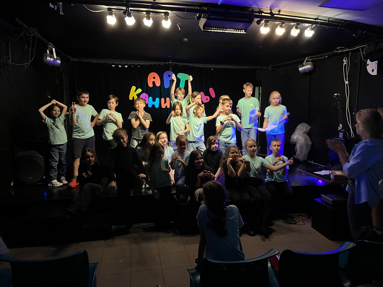 Творческий интенсив-проект «Арт-каникулы» завершился в клубе «Форпост»
