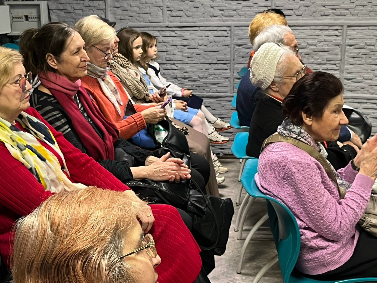 В клубе «Форпост» прошел концерт «Песни России».