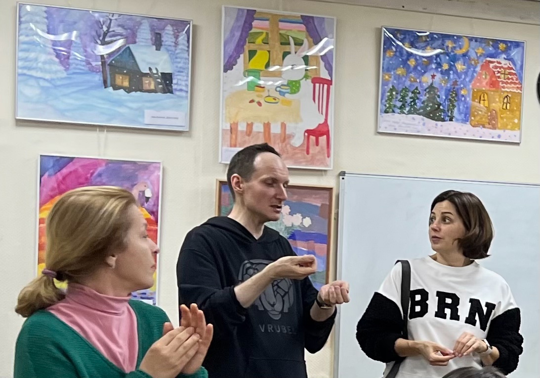 Традиционная Весенняя выставка работ учеников мастерской художественного творчества