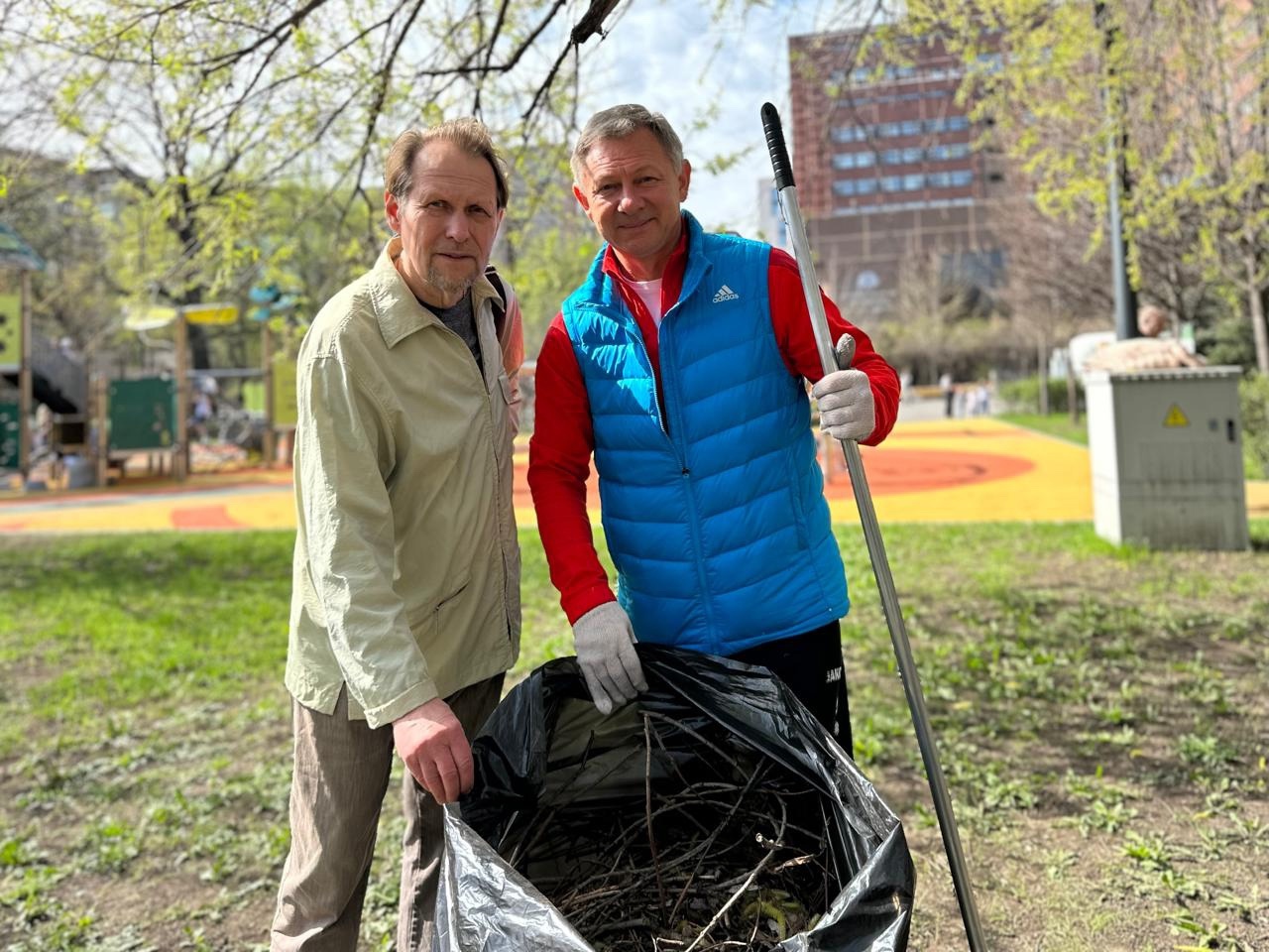 Актив Форпоста принял участие в общем весеннем субботнике