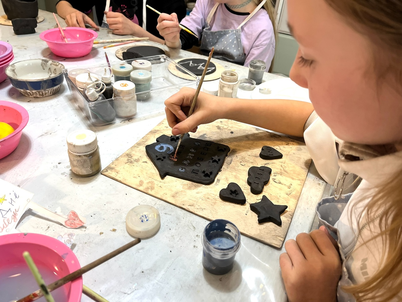 Тематические сувениры в дни празднования 80 летия Победы