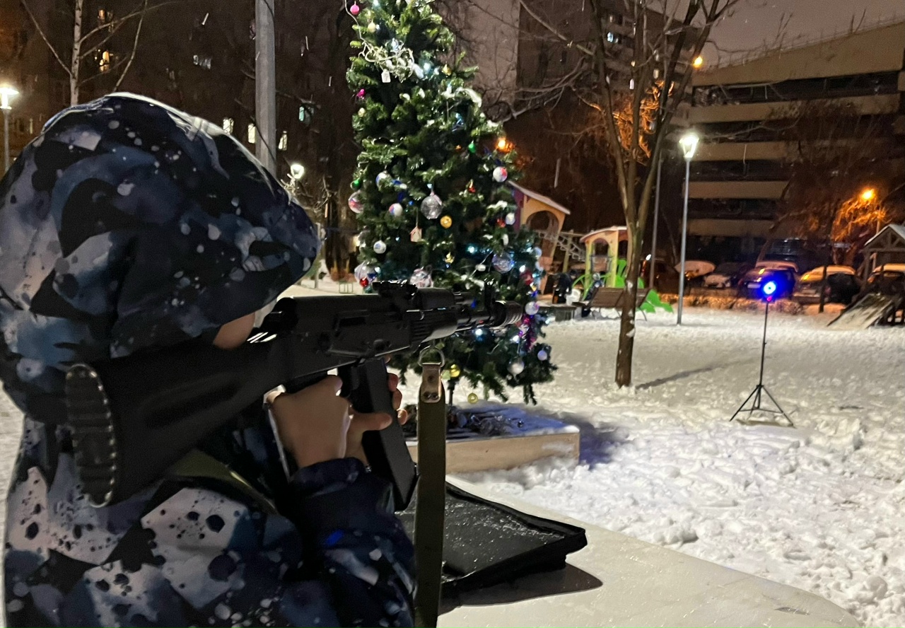 Лазерный тир на окружной площадке программы Мэра Москвы «Зима в Москве»