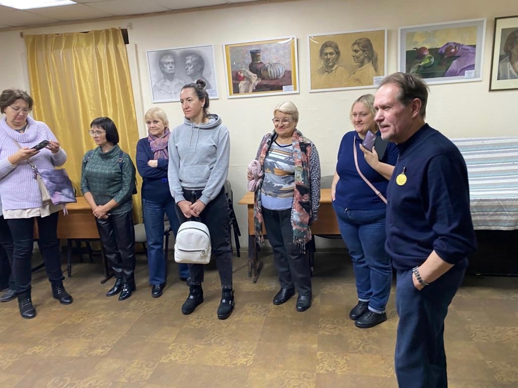 Встреча в клубе 